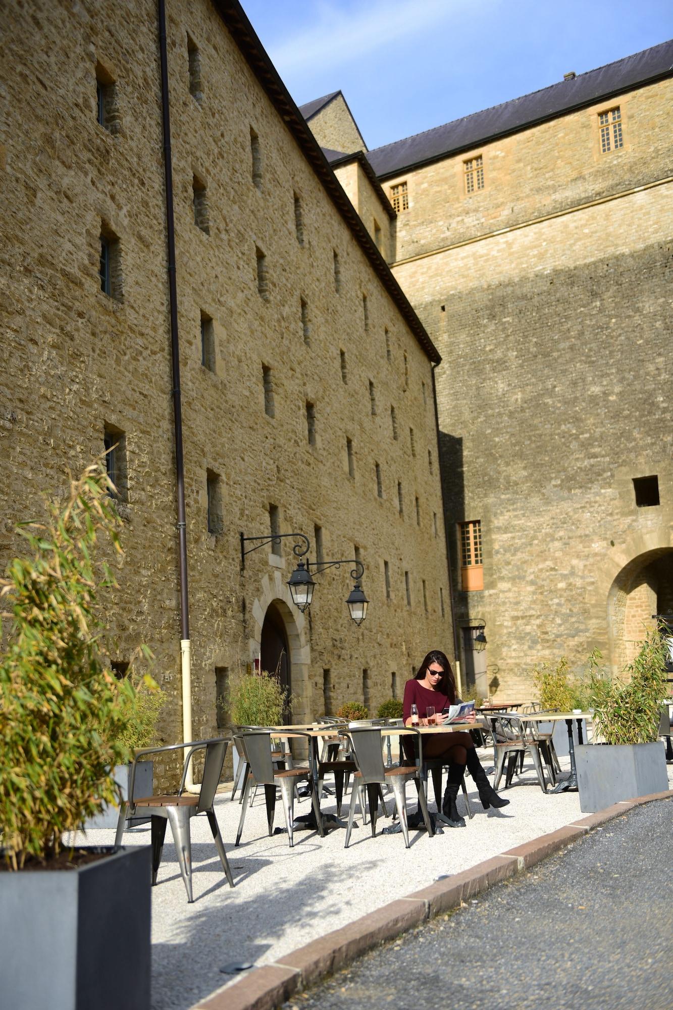 Hotel Le Chateau Fort De Sedan Exterior photo